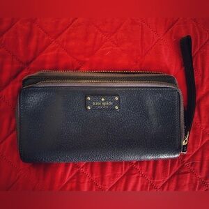 Kate Spade Navy Blue Textured Leather Dual Zipper Large Wallet/Clutch.